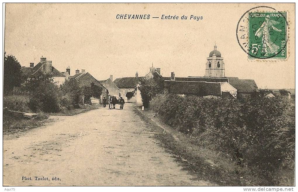 CHEVANNES    Entrée Du Pays  ( Charrette) - Chevannes