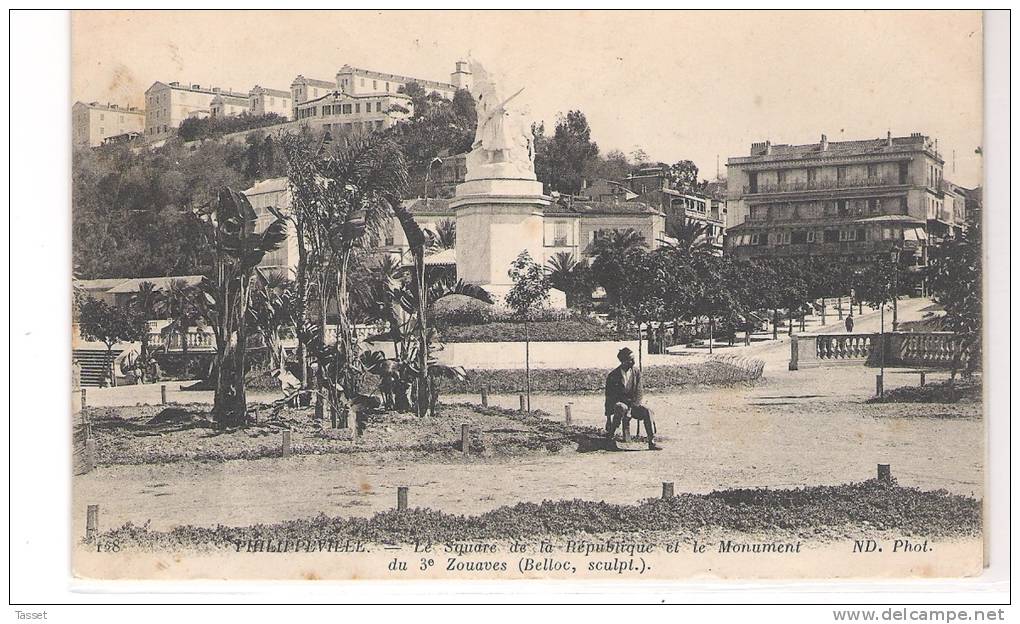 Algérie : (skikda) Philippeville - Le Square De La République Et Le Monument Du 3e Zouave - Skikda (Philippeville)