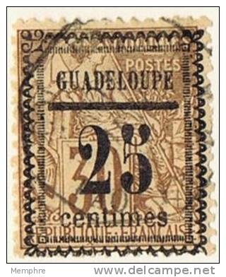 1889  Sucharge  Type IV Guadeloupe  25 Centimes Sur 30 C  Type Alphée Dubois Yv 8  Oblitéré - Gebruikt