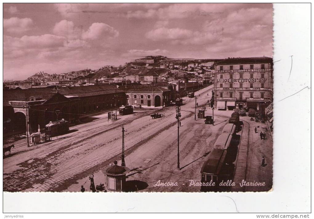 ANCONA  , Piazzale Della Stazione , Tram , Animata - Ancona