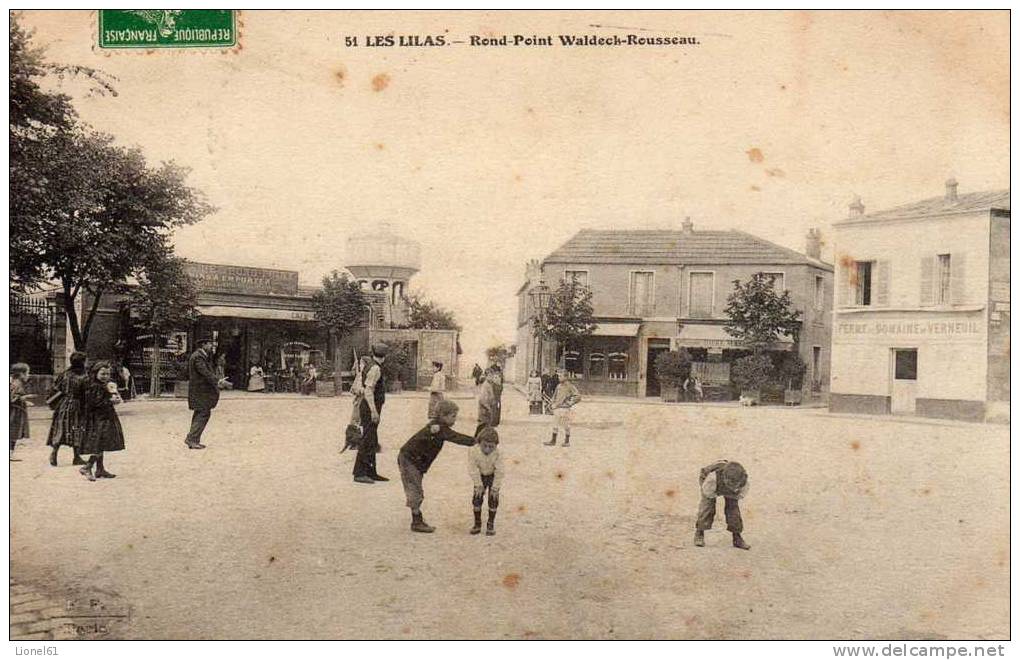 LES LILAS : (93) Rond-Point Waldeck-Rousseau - Les Lilas