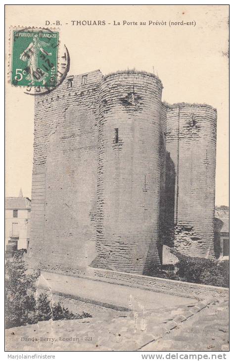 Dép. 79 - THOUARS. - La Porte Au Prévôt (nord-est) Ed. Dando-Berry, Loudun. N°321. Voyagée 1911 - Thouars