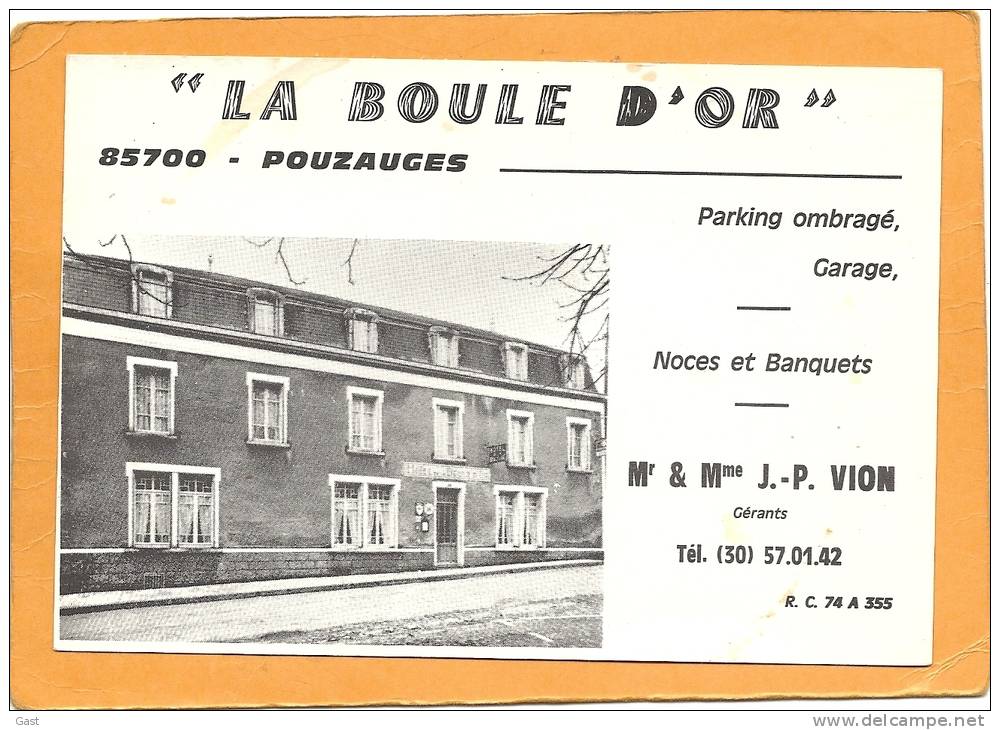 85  POUZAGES       LA  BOULE  D  OR   M &  M J-P VION   NOCES  BANQUETS  PARKING  OMBRAGE GARAGE - Pouzauges