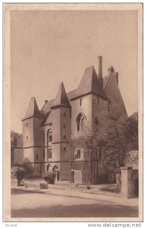Cp , 61 , ARGENTAN , Le Château , Palais De Justice - Argentan