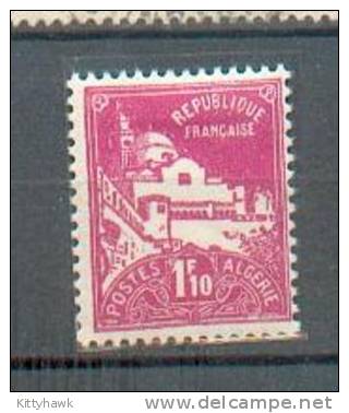 ALG 633 -YT 82 * - Unused Stamps