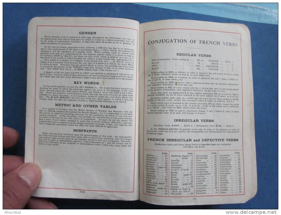 RARE MILITARIA:dictionnaire R"croix de Lorraine"R donné aux soldats alliés(anglaisfrançais)Bellow´s French dictionnary