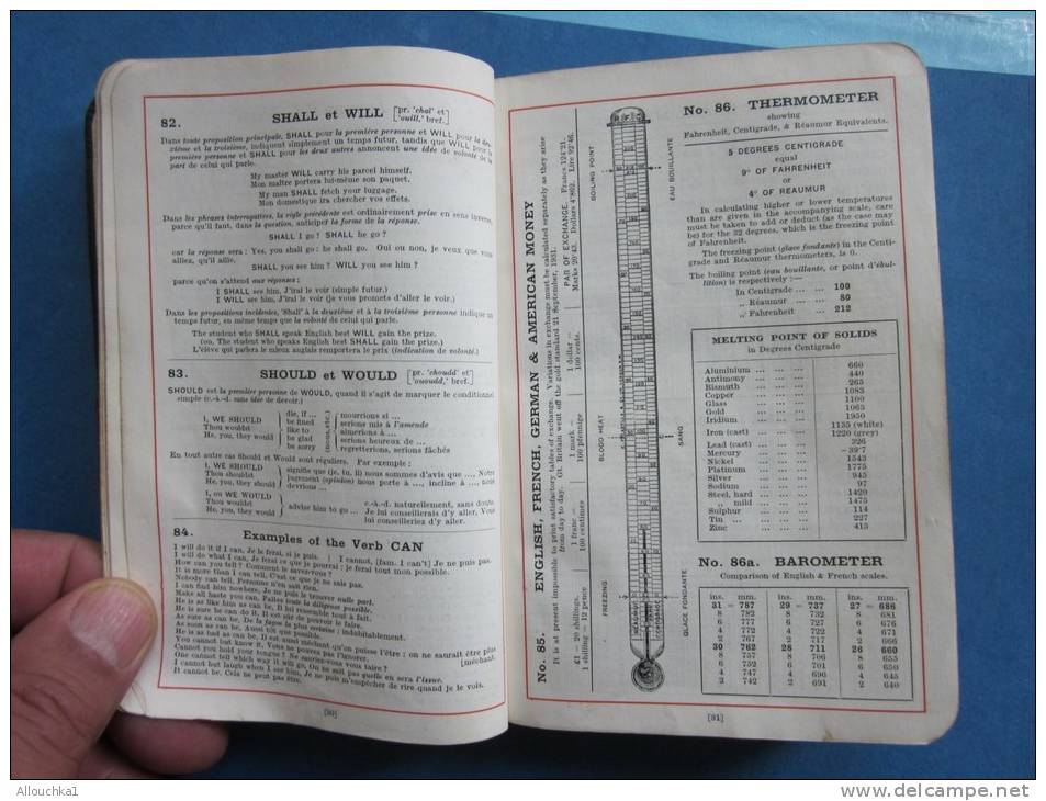 RARE MILITARIA:dictionnaire R"croix de Lorraine"R donné aux soldats alliés(anglaisfrançais)Bellow´s French dictionnary