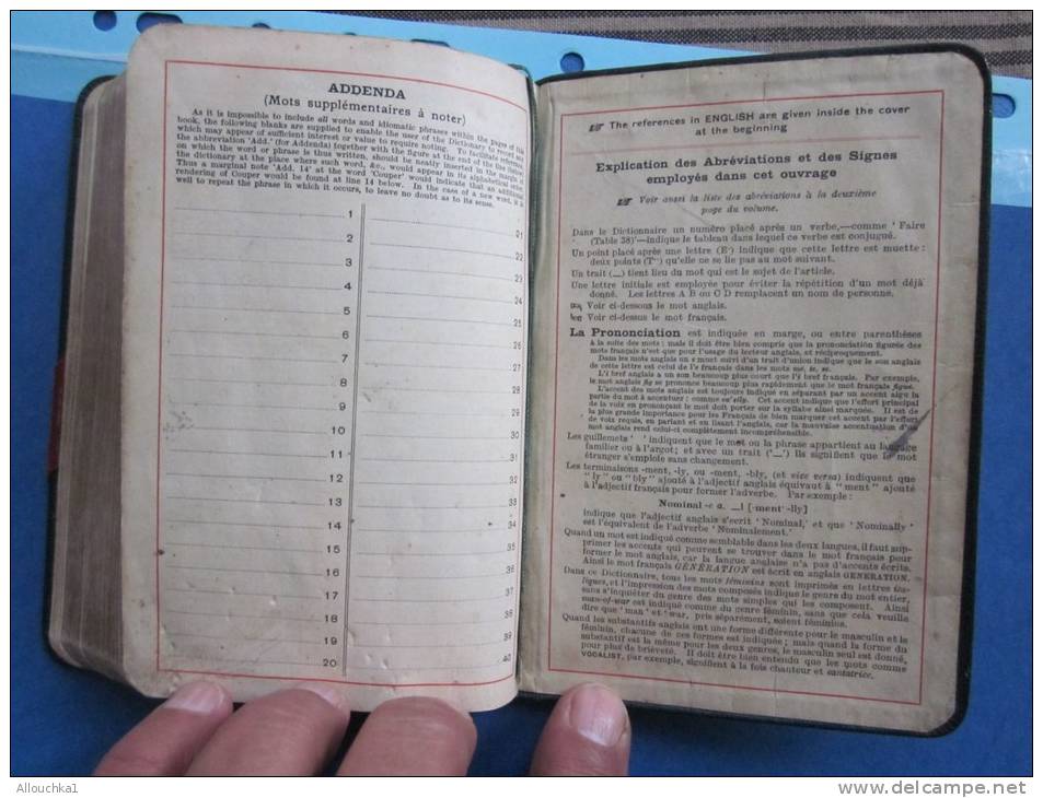 RARE MILITARIA:dictionnaire R"croix de Lorraine"R donné aux soldats alliés(anglaisfrançais)Bellow´s French dictionnary