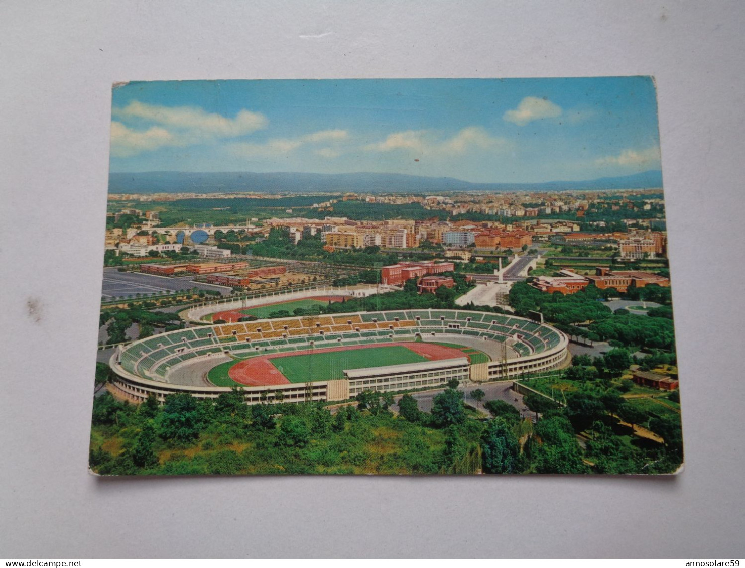 CARTOLINA: ROMA - STADIO OLIMPICO E FARO ITALICO - VIAGGIATA - F/G - COLORI - LEGGI - Stadi & Strutture Sportive