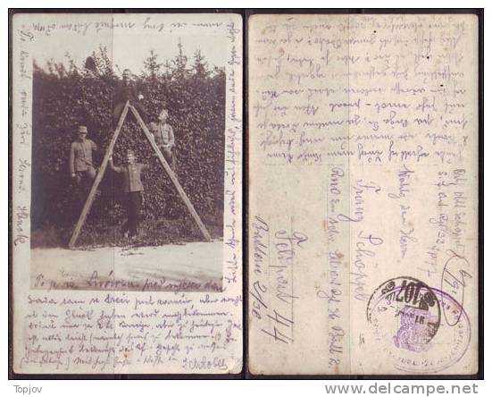 K. U. K. FELDPOST 107 - LVOV - REAL PHOTO OFFICERS ON LADDERS - 1915 - Lettres & Documents