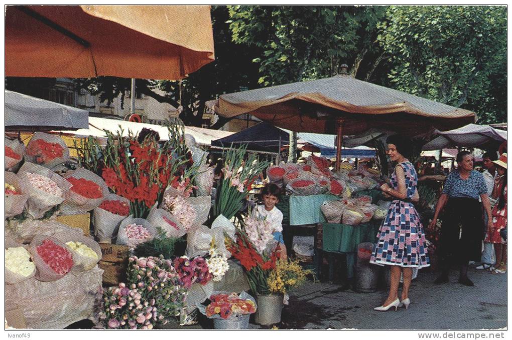 06 - NICE - CPA - Le Marché Aux Fleurs - Vue Animée - Circulée 1964 - Marchés, Fêtes