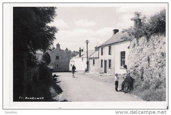 ST FLORENCE ( CARTE PHOTO CYCLISTE ET ANIMATION) - Pembrokeshire