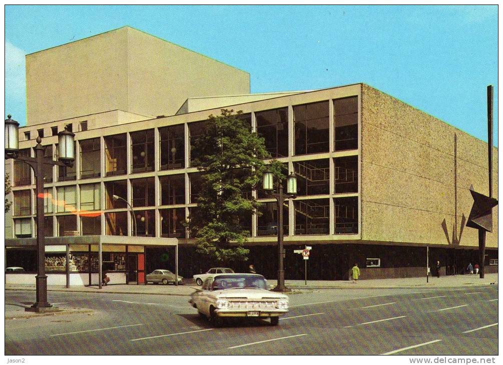 Cpm Berlin Deutsche Oper( Voiture) 1979 - Charlottenburg