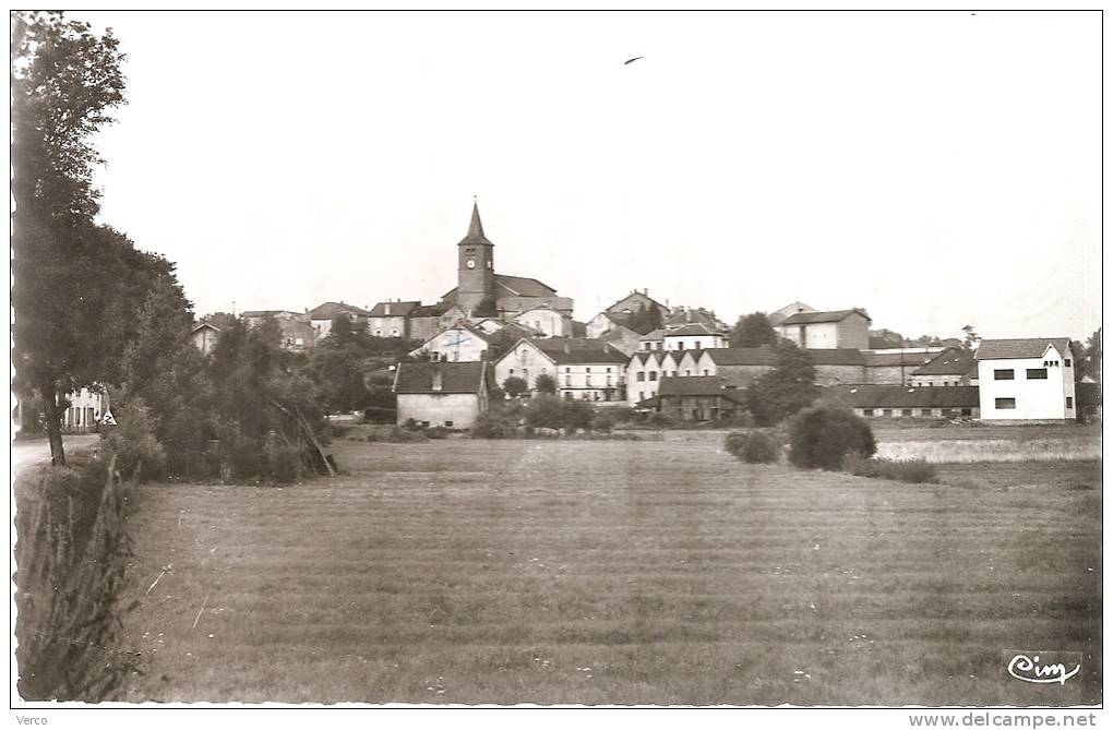 Carte Postale Ancienne De URIMENIL-Vue Sur Le Centre - Urimenil