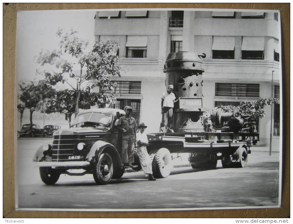 RIO DE JANEIRO -PHOTO 1938 - Camion Semi-remorque "International" Transportant Une Plate-forme Machine ESTACAS FRANKI - Vrachtwagens