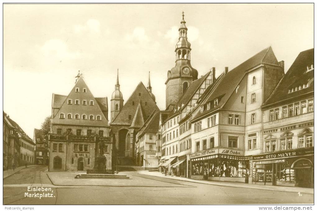 Eisleben, Marktplatz Mit Kaufhaus Crohn Und Geschäft Otto Meyer, Um 1930/40 - Eisleben