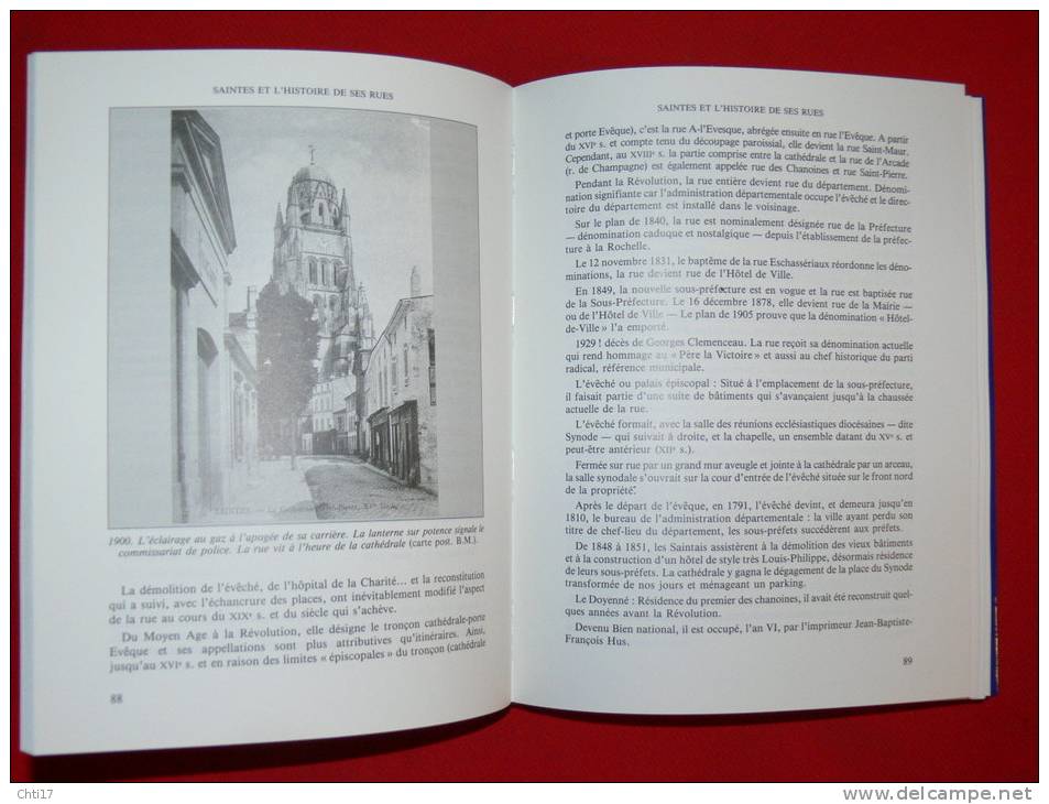 SAINTES ET L HISTOIRE DE SES RUES AVEC PLAN EDIT SOCIETE ARCHEO ET HIST EN 1992