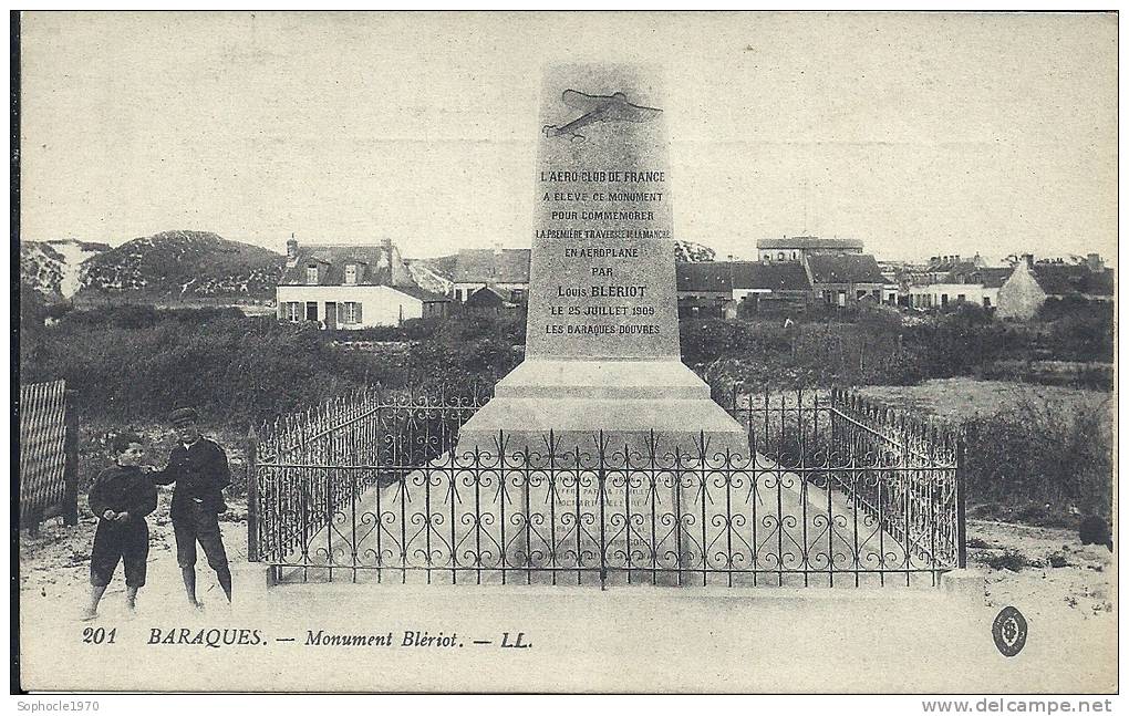 NORD PAS DE CALAIS - 62 - CALAIS SANGATTE - LES BARAQUES - BLERIOT PLAGE - Monument Blériot - Sangatte