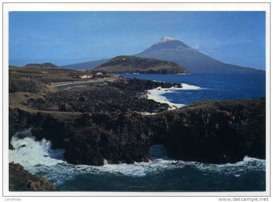FAIAL - Ponta Furada E Ao Fundo A Ilha Do Pico - Açores