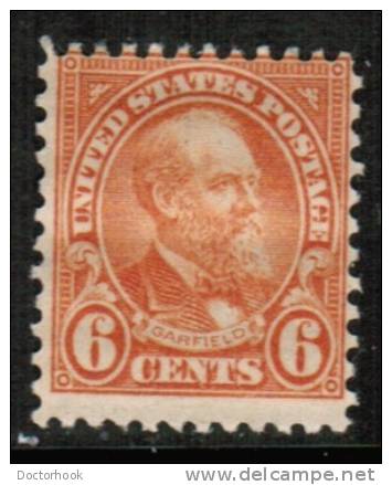 U.S.A.   Scott #  558*  F-VF MINT Hinged - Neufs