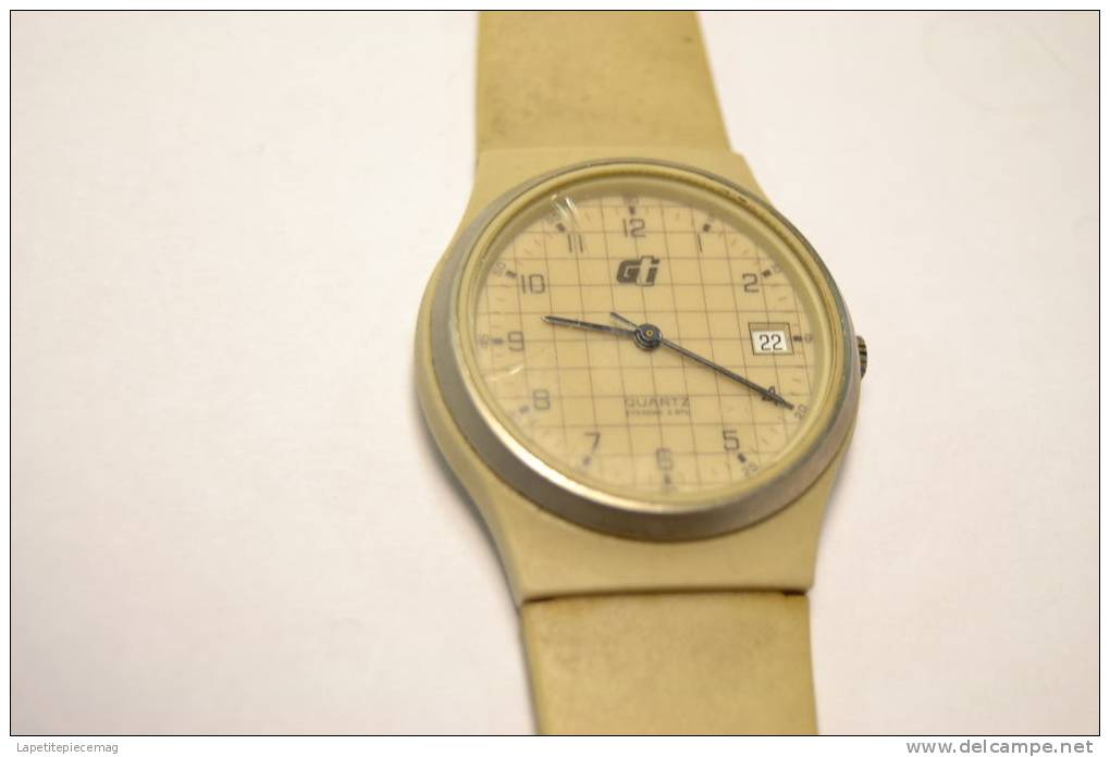 Ancienne Montre SUISSE Plastique Années 1970 - 1980 GTI RK - Antike Uhren