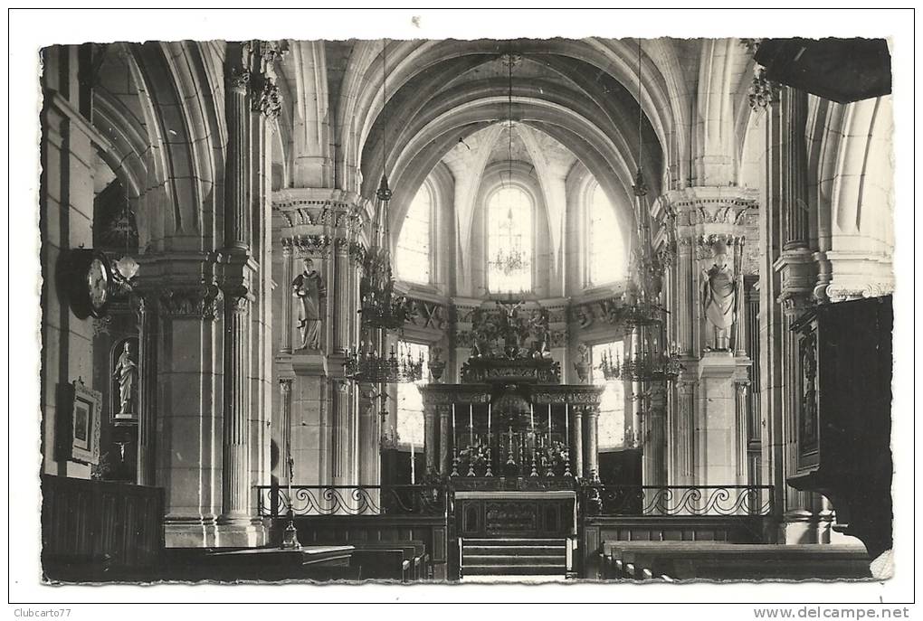 Ennery (95) : Inérieur De L'église En 1950. - Ennery