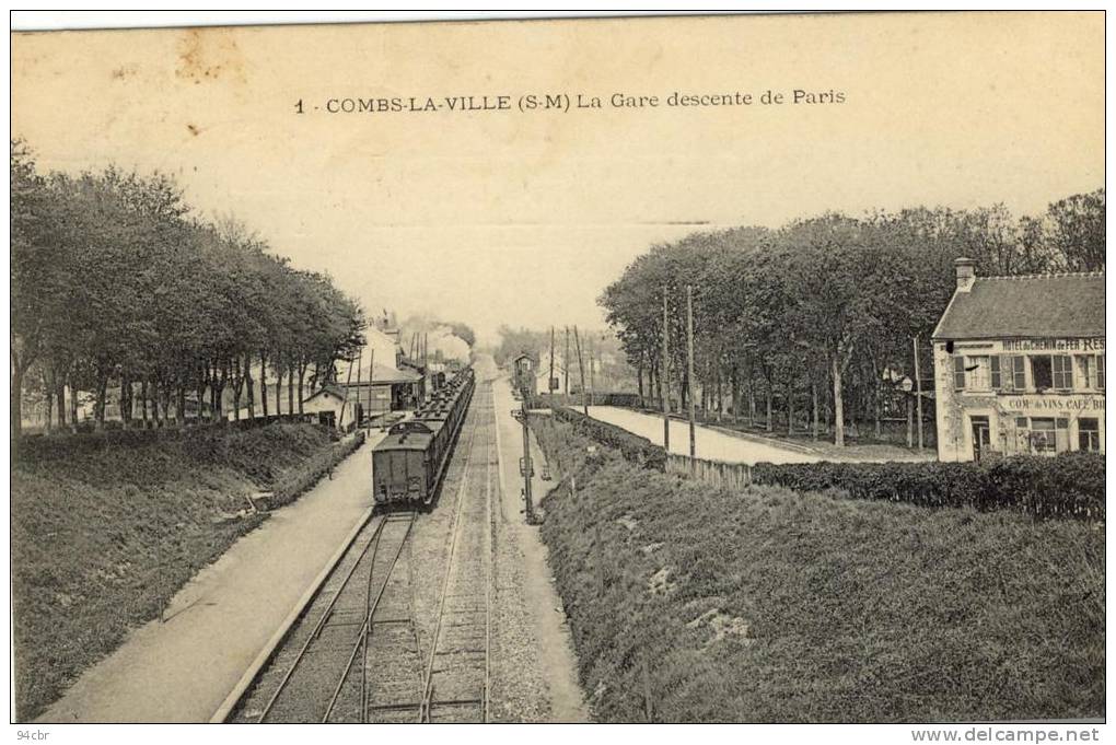 CPA (77) COMBS LA VILLE     La Gare Descente De Paris - Combs La Ville