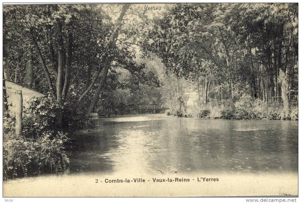 CPA (77) COMBS LA VILLE      Vaux La Reine L Yerres - Combs La Ville