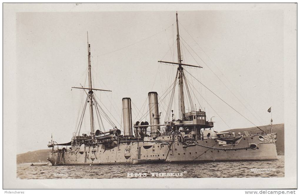 CPA - (Bateau) Carte Photo - HMS Theseus (batiment Anglais) - Krieg