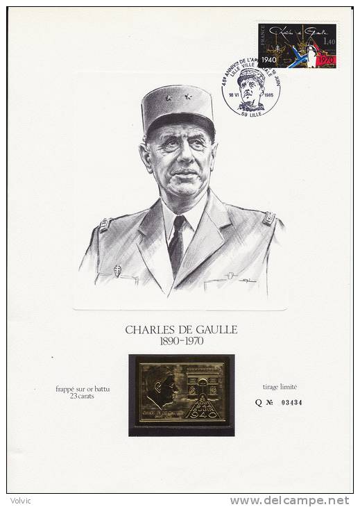 - Feuillet CHARLES DE GAULLE Frappé Sur Or Battu 23 Carats- Tirage Limité - Timbre 45° Anniversaire - Lille 18 VI 1985 - - Blocs Souvenir