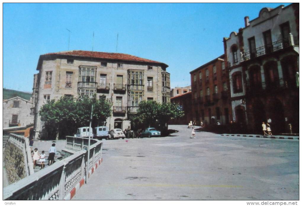 Plaza Espana Barruelo Santullan Palencia Citroen Gordini - Palencia