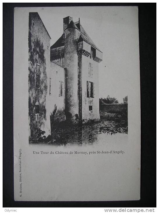 Une Tour Du Chateau De Mornay,pres St-Jean-d'Angely - Poitou-Charentes