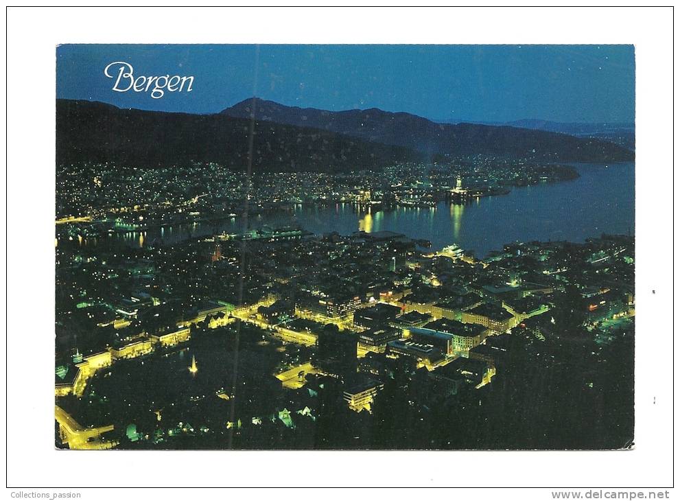 Cp, Norvège, Bergen Ved Natt, Bergen By Night, Voyagée - Norvège