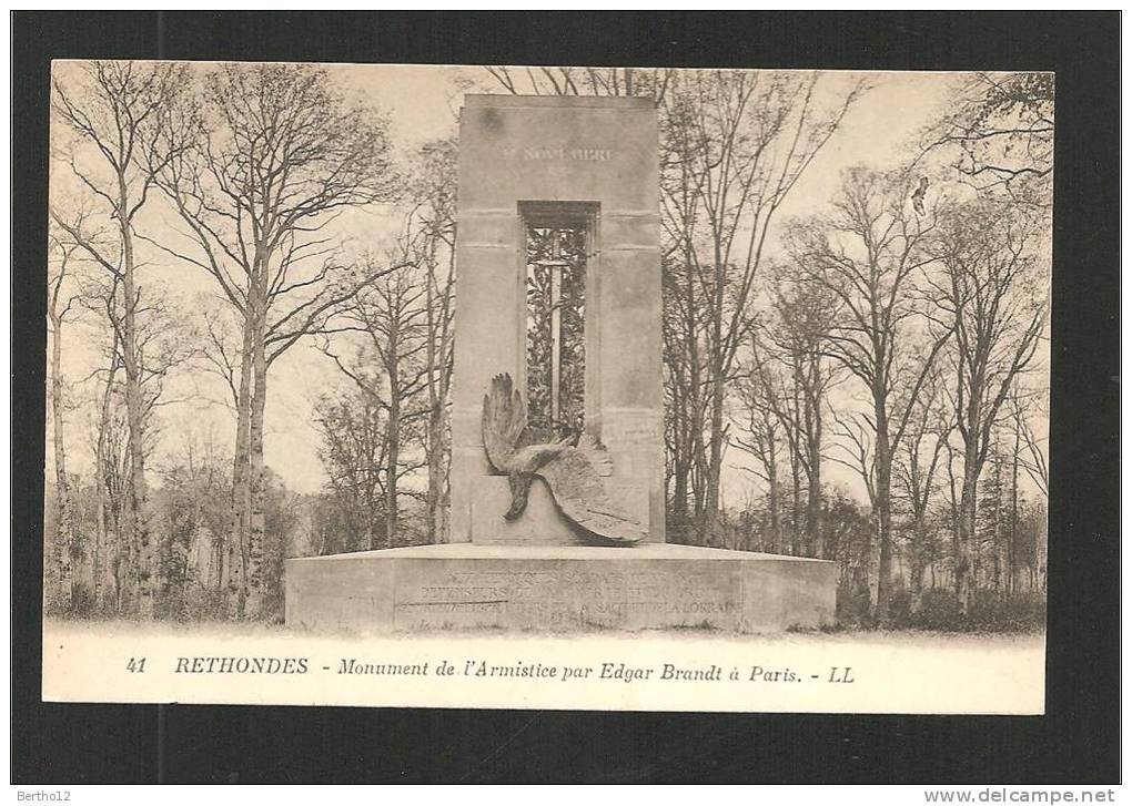 Rethondes Monument  De L Armistice - Soldatenfriedhöfen