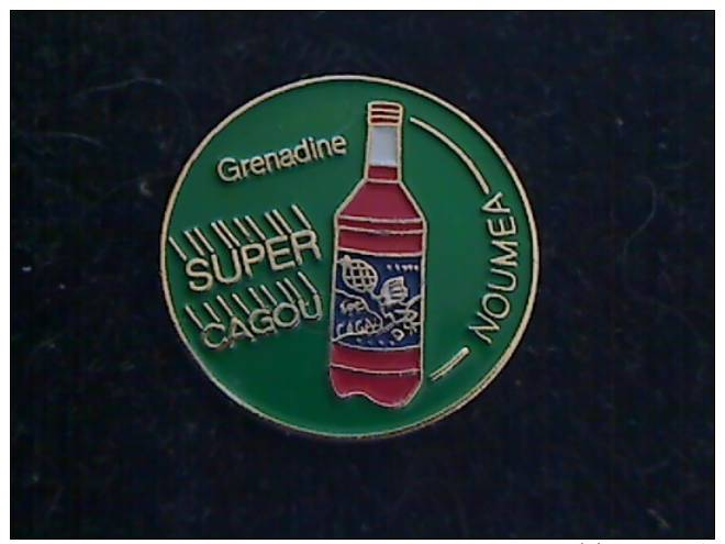 1 PIN´S GRENADINE SUPER CAGOU NOUMEA BOISSON - Marques