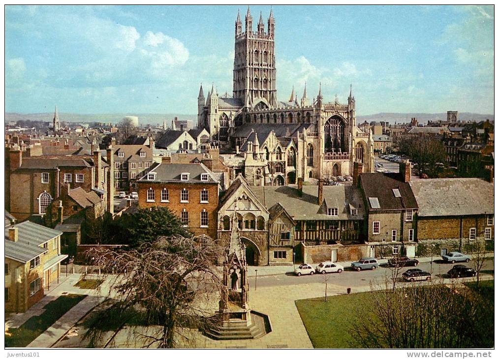 CPSM Gloucester Cathedral    L1035 - Gloucester