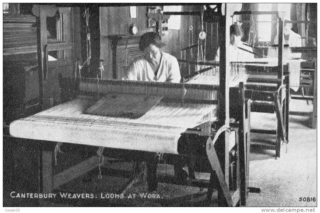 ANGLETERRE - CANTERBURY WEAVERS - Looms At Work - Canterbury