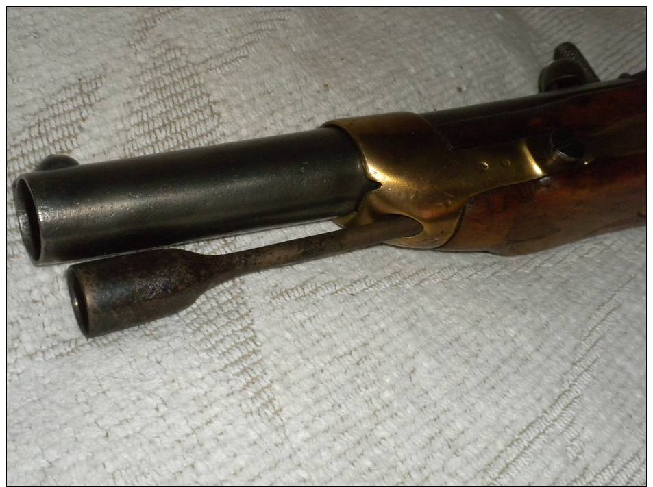 PISTOLET REGLEMENTAIRE FRANCAIS MODELE 1822 T BIS - Armas De Colección