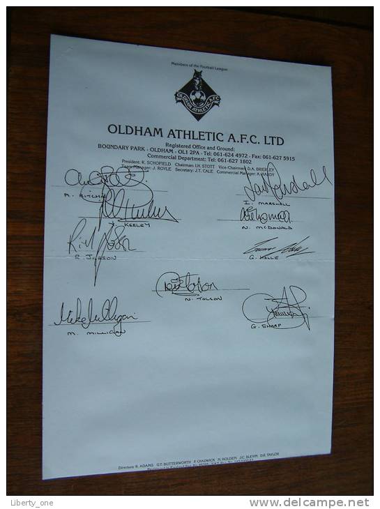 OLDHAM ATHLETIC A.F.C. LTD. - PLAYERS (?) - ( Copy ) - 19?? ! - Handtekening