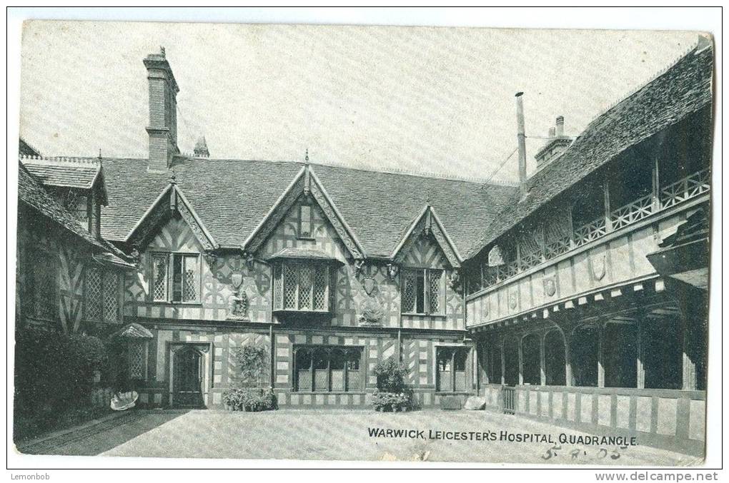 United Kingdom, Warwick, Leicester's Hospital, Quadrangle, 1905 Marked Unused Postcard [P8867] - Warwick