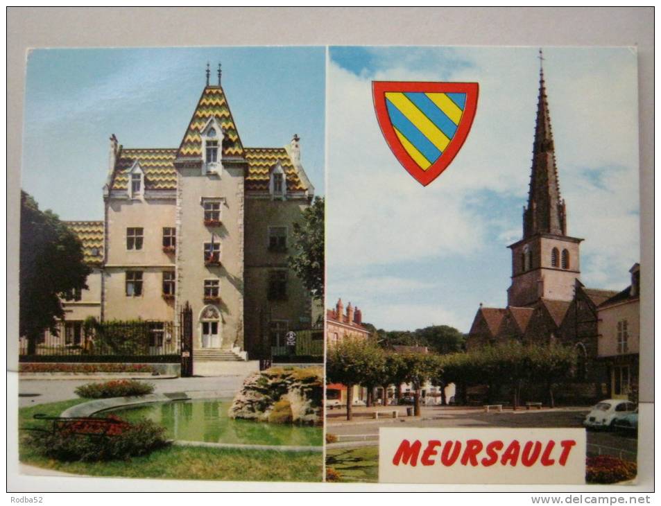 Meursault - Hôtel De Ville Et Place Principale - Meursault