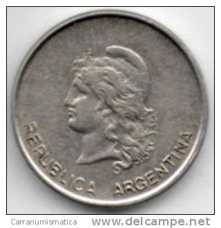 ARGENTINA 10 CENTAVOS 1983 - Argentina