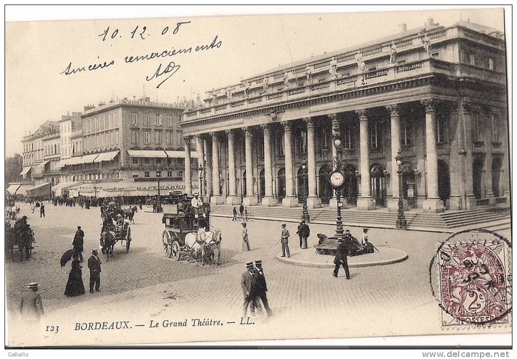 BORDEAUX  Le Grand Theatre Cpa No 123 Tres Animee - Bordeaux