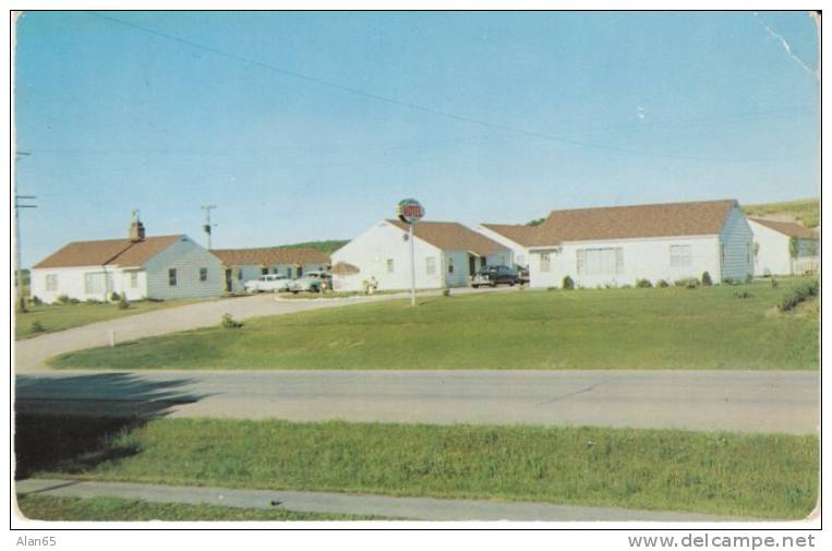 Fergus Falls MN Minnesota,  New Motel Lakeland, Lodging, Autos, C1950s Vintage Postcard - Other & Unclassified