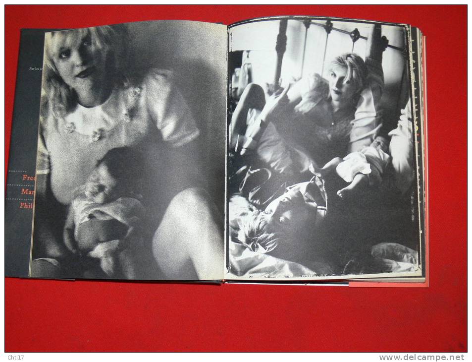 KURT COBAIN NIRVANA COURTNEY LOVE PAR LES JOURNALISTES DE ROLLING STONES EDITION VADE RETRO EN 1995