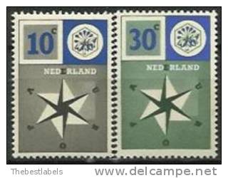 PAISES BAJOS      1957    678/679 - Unused Stamps