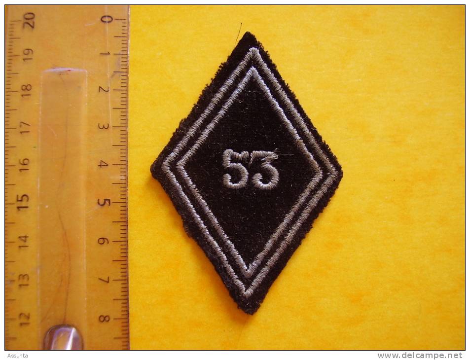 Ecusson ; Losange Portant Le N° 53 . Insigne Militaire - Blazoenen (textiel)