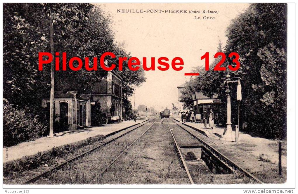 37 Indre Et Loire -NEUILLE PONT PIERRE - " La Gare " - Neuillé-Pont-Pierre