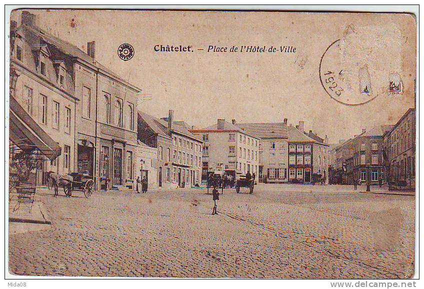 CHATELET . PLACE DE L'HOTEL DE VILLE. ANIMATION - Châtelet