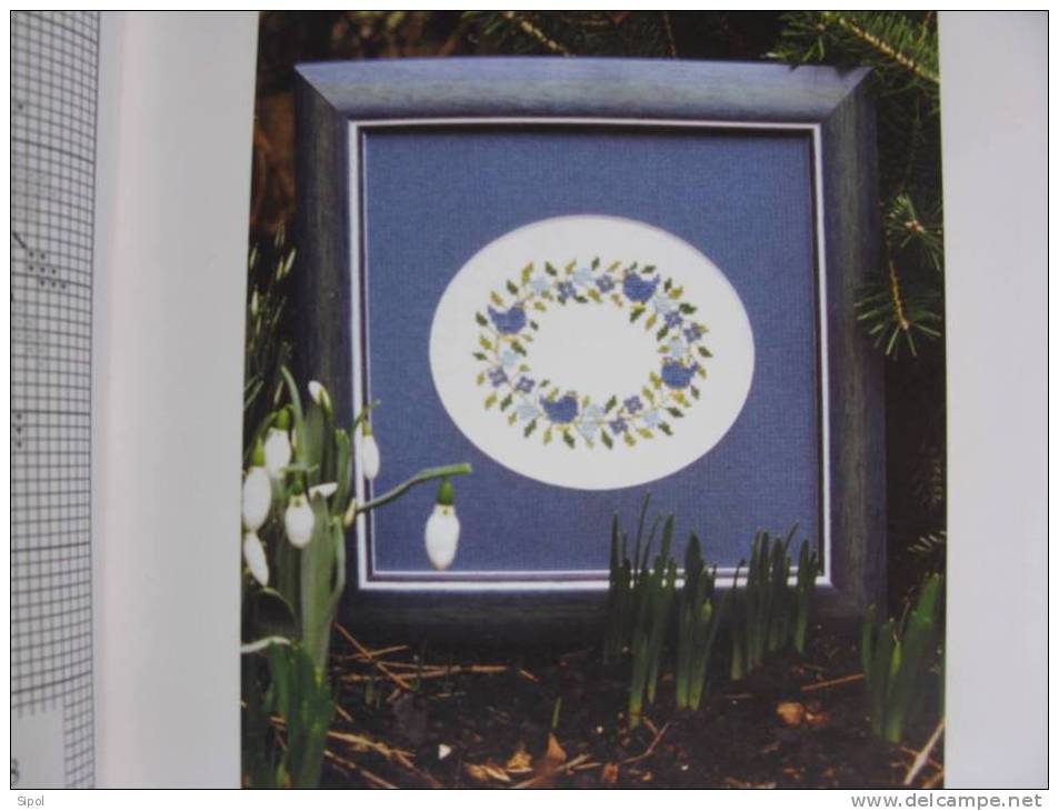 Spaziergang Durch Den Garten  ( Christiane Dahlbeck ) - Fingerhut - 21 Grilles Fleurs , Arbres , Coeurs - Cross Stitch